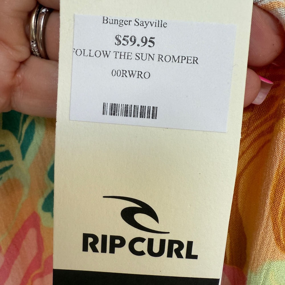 Adorable Rip Curl Tropical Floral Tank Romper NWT - Picture 13 of 14